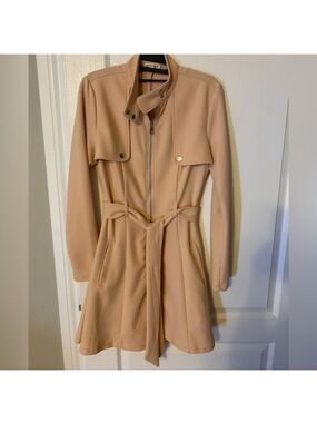 Main Strip Pale Pink Belted Light coat jacket